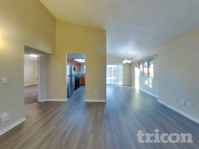 Photo - 5972 Royal Vista Way