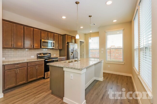 Photo - 2315 Foster Hl Rd