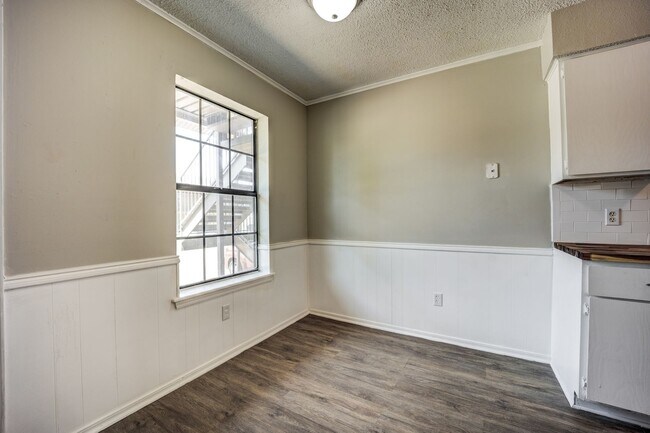 Cottonwood Apartments