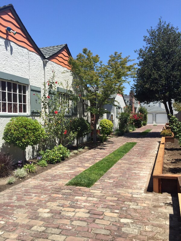 Photo - 2051 Santa Clara Ave