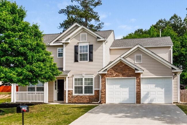 Building Photo - 1304 Ivey Pointe Dr SE