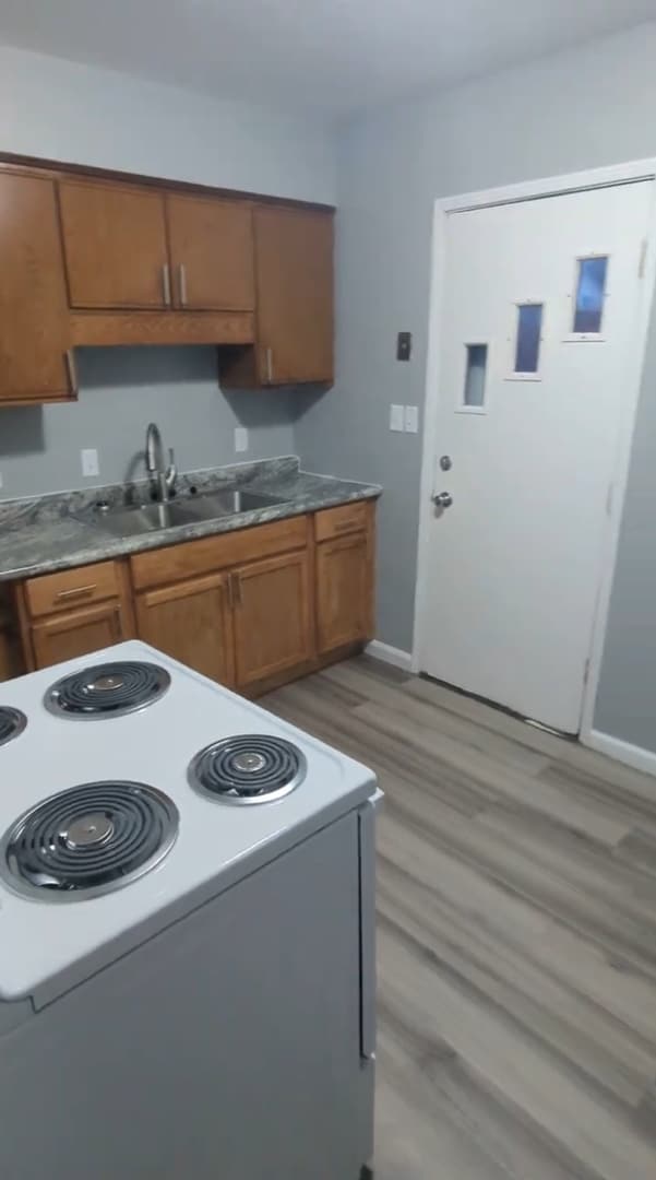 Photo - 127 Quincy St