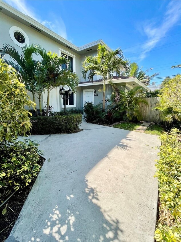 Photo - 1325 NE 5th Ave (Fort Lauderdale, FL)