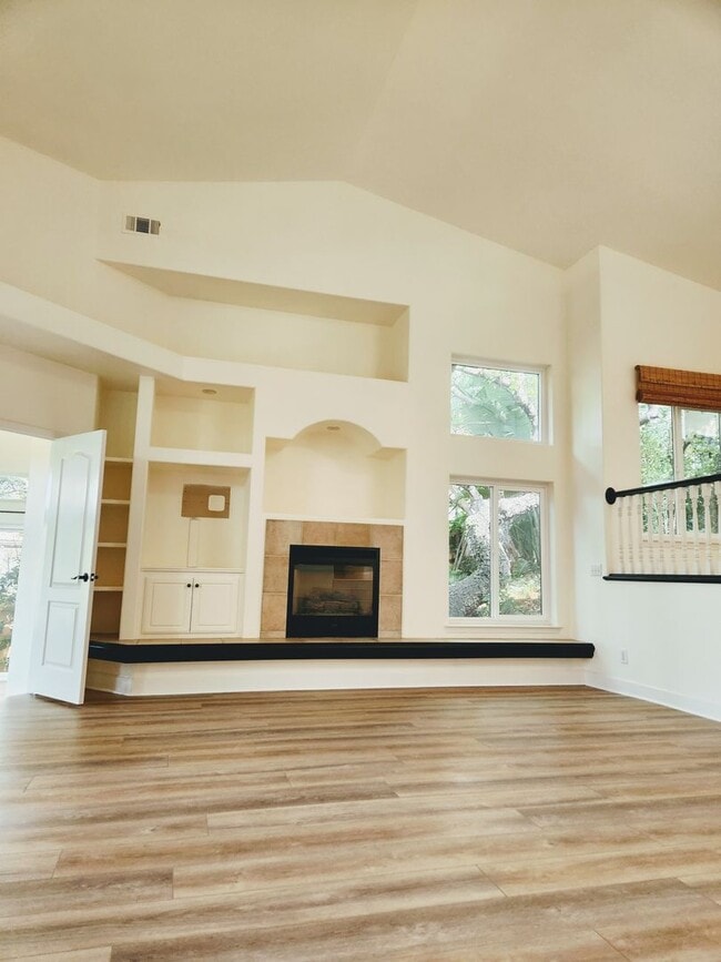 Photo - Beautiful tri level home in Grover Beach