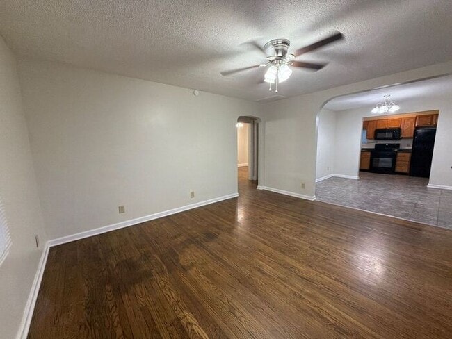 Photo - 3110 Likens Ave