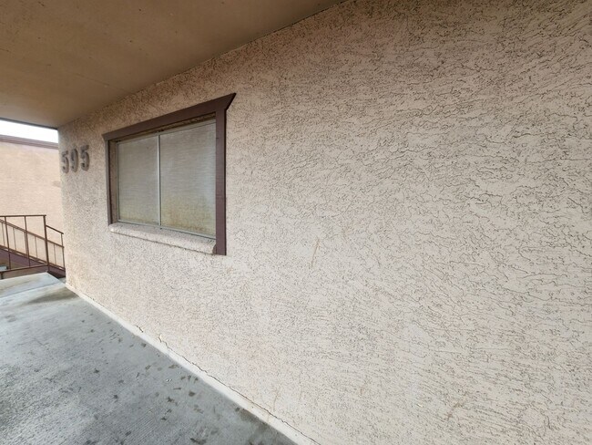 595 N Royal Crest Cir Unidad 19