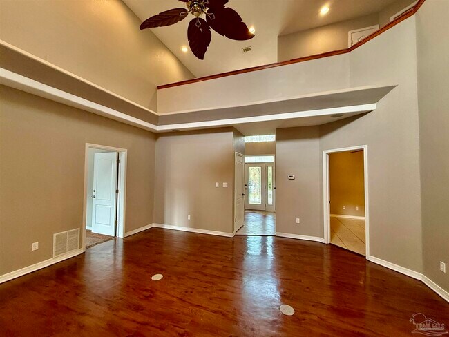 Photo - 1265 Mazurek Blvd