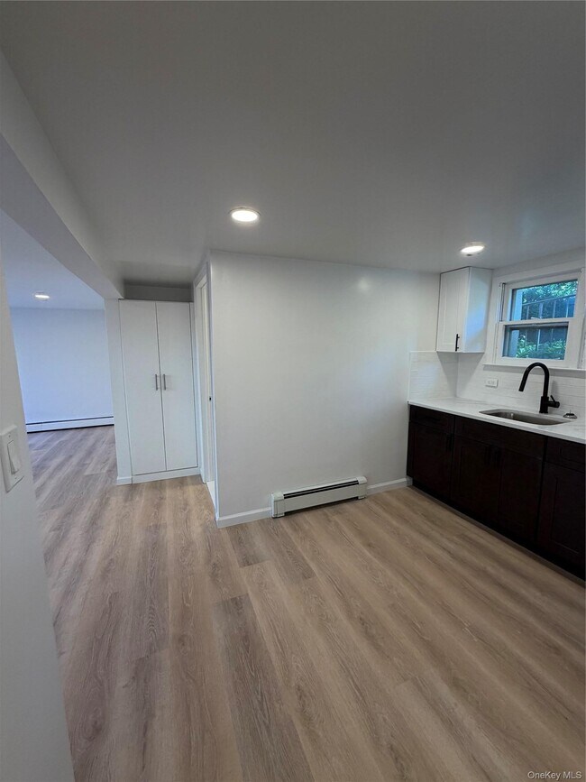 23 Mansion Ave