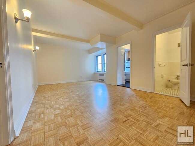 Photo - Studio in West Village | 9th Floor, Full-Service Building Unit 9C