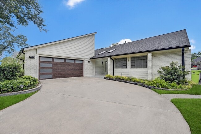 Photo - 15614 Oldridge Dr