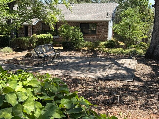 Photo - 2699 Westwood Dr
