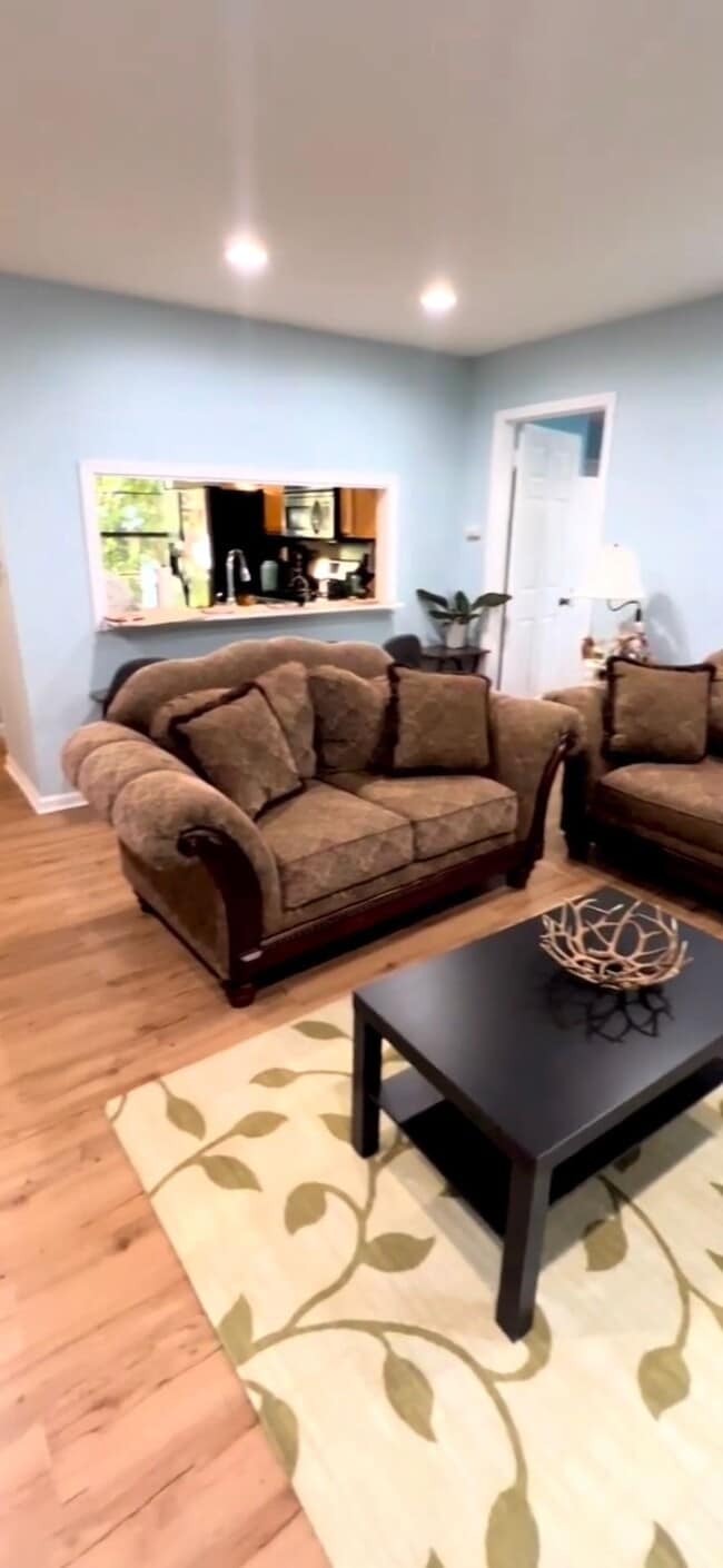Living room - 1002 Woodbridge Commons Way Unit 1002