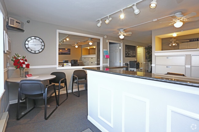 Leasing Office