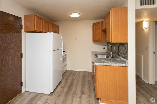 1BR, 1BA - 631SF - Minnehaha 94