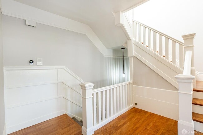 Photo - 2759 Union St