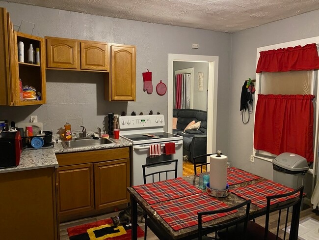 Building Photo - 46 Marshall St Unit 46 Marshall St Apt 1