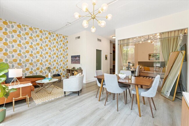 Photo - 1700 Meridian Ave Unit 203