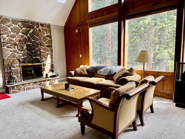 Photo - 554 Vasquez Rd