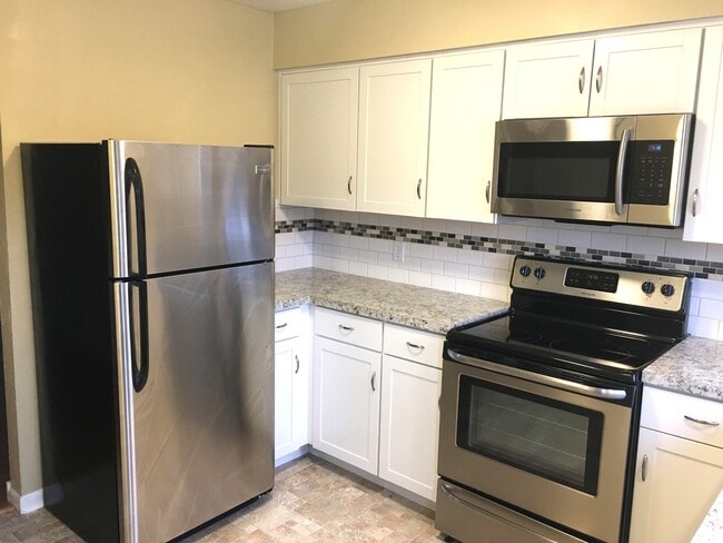 Building Photo - 2339 Rockspring Rd