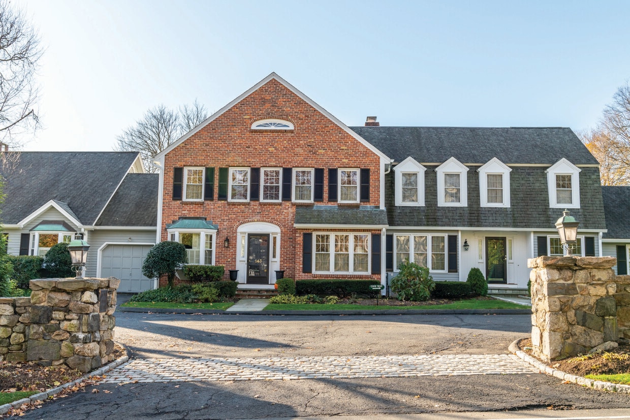Photo - 143 East Ave (New Canaan, CT)