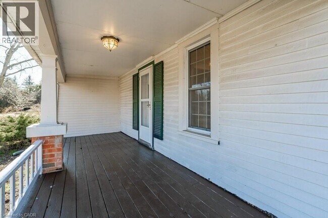 Photo - 6260 Guelph Line