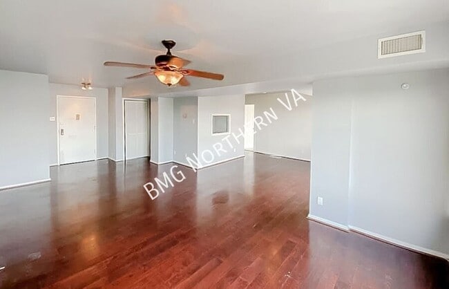 Photo - 5340 Holmes Run Pkwy