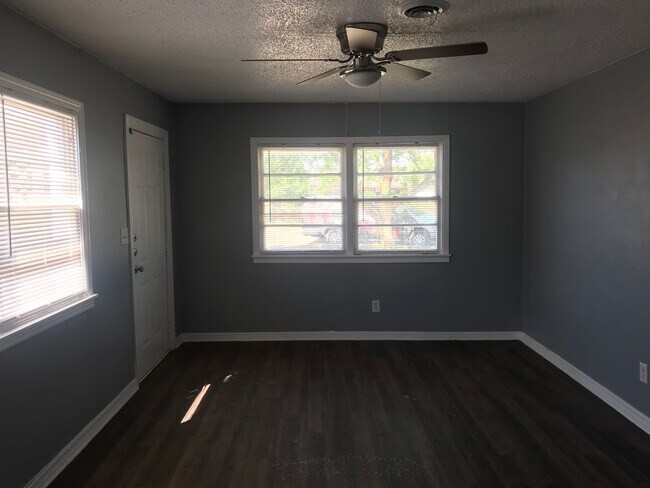 Photo - $0 First Month's Rent / $0 Deposit at Move-in
