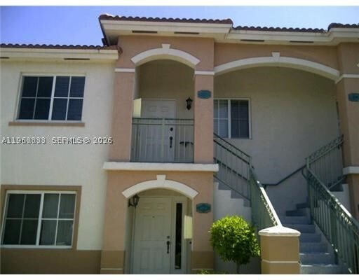 Building Photo - 1260 SE 31st Ct Unit 204-34