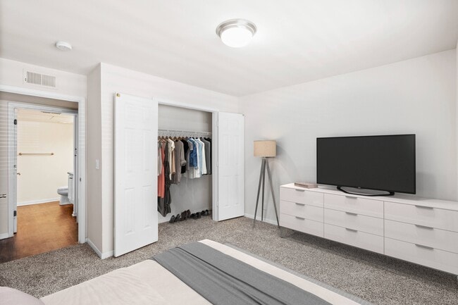 Stonebriar Woods Apartment Homes