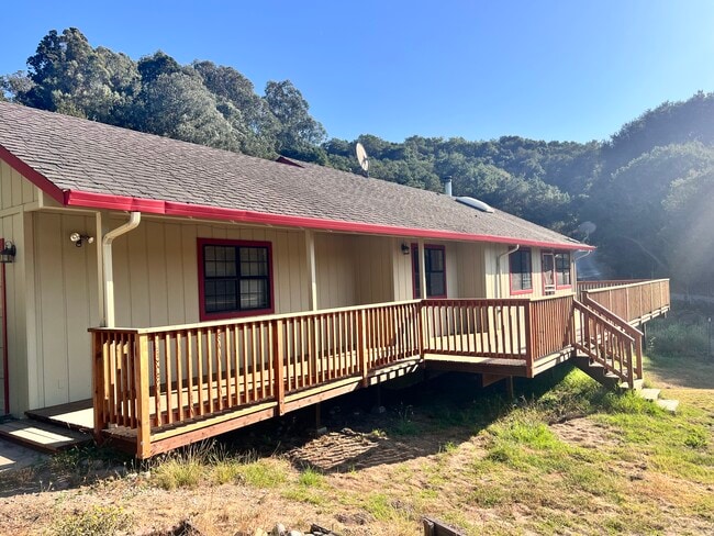 Photo - 190 Aromas Rd Unidad A