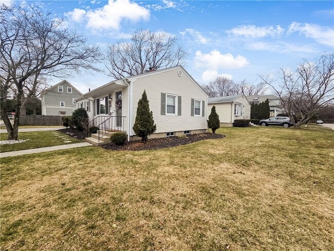 Photo - 10 Brayton Ave