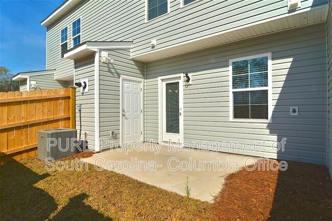 Photo - 215 Northwood St