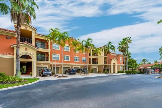 Building Photo - 4600 SW 160th Ave Unit 625