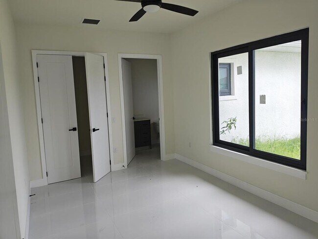 Photo - 267 Santa Marta St