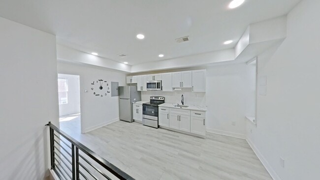 Photo - 3331 N Howard St Unidad Apt 1