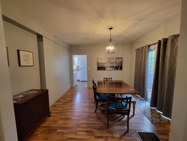 Photo - Charming 3-Bedroom Home in Duluth! Availab...
