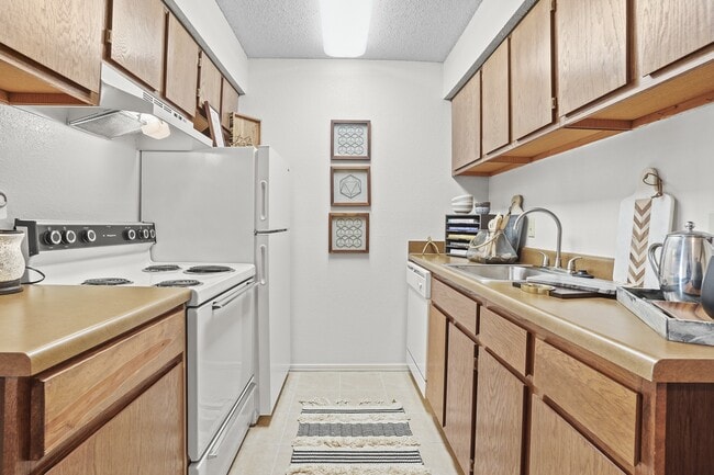 Raintree Apartments