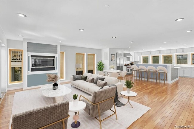 Photo - 416 W Bay Dr