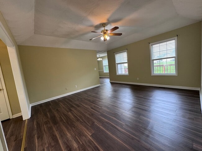 204 Boone Dr