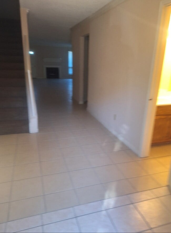 Photo - 2133 Shiveley Cir