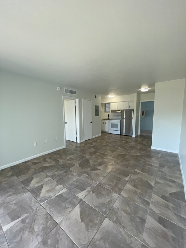 Photo - 211 Caroline St Unit 907