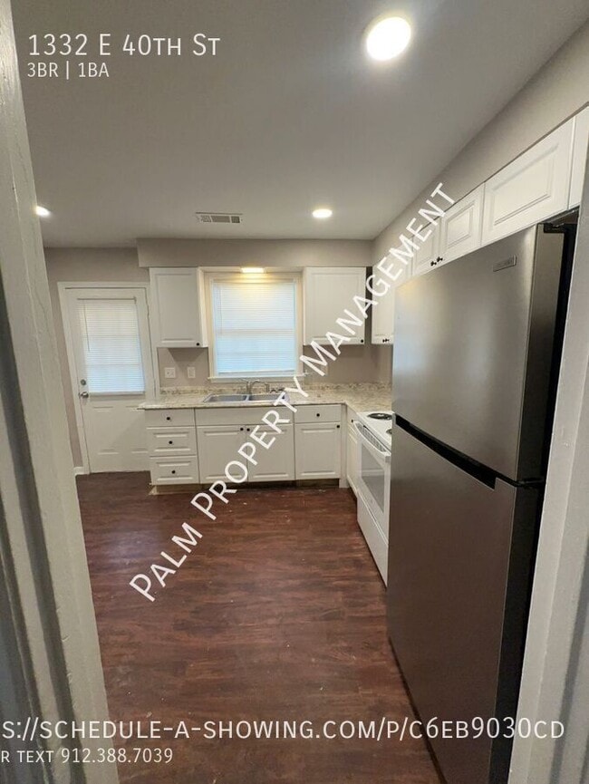 Photo - 1332 E 40th St