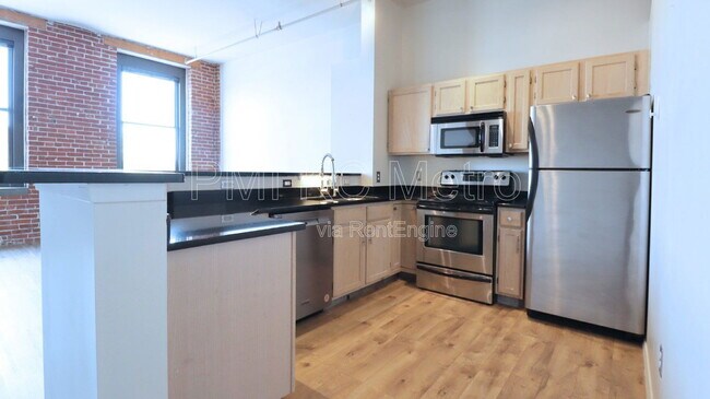 Photo - 200 Main St Unidad 310