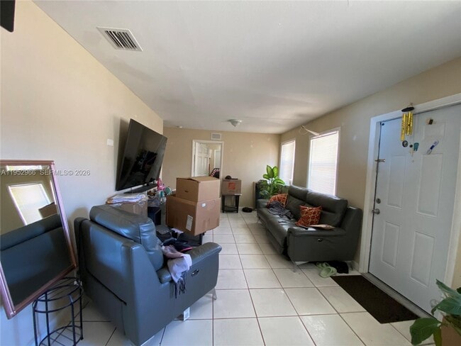 Photo - 11545 SW 224th St Unit B