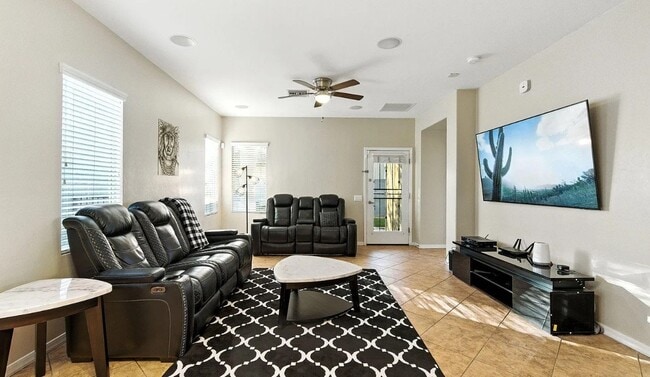 Photo - 5900 S Courtland Dr