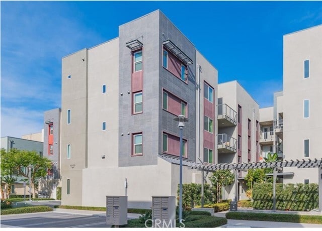 Building Photo - 135 Bowery Rental