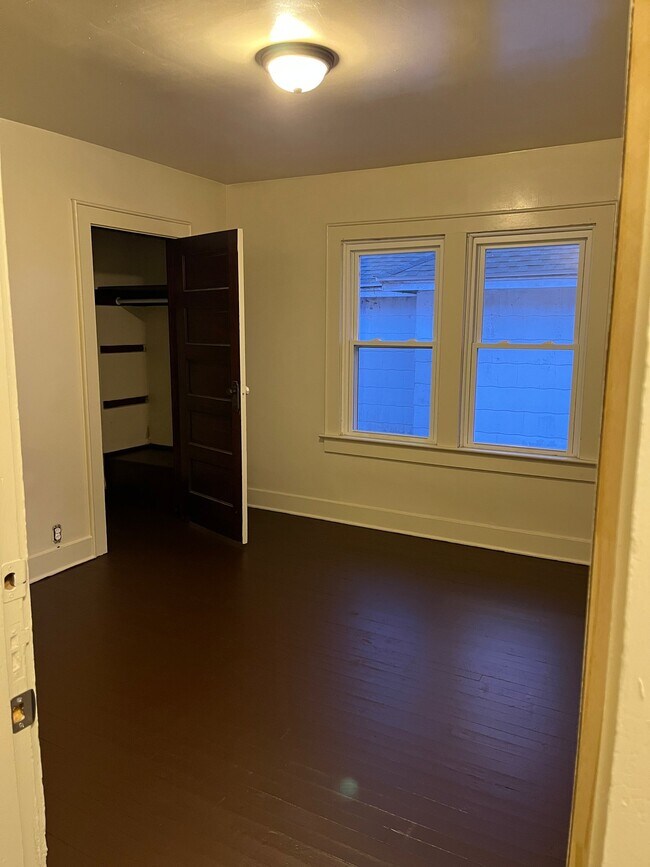 Photo - 724 W North St