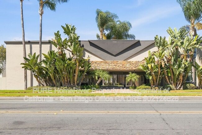 1160 E Lexington Ave