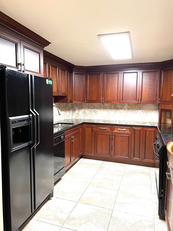 Photo - 30 Revere Beach Pkwy Unidad 711