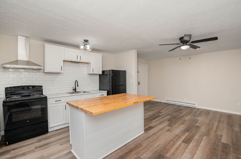 Photo - 3030 Cleinview Ave